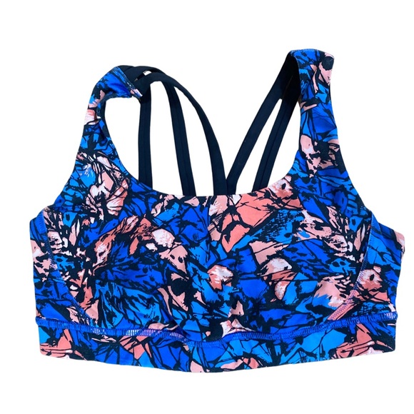 lululemon athletica Other - Lululemon abstract Strappy mesh back bra - 6